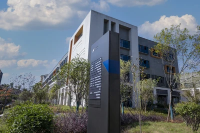 Projected capacitive touch screen electromagnetic interference problem solution